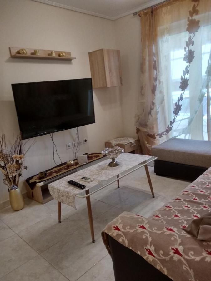 Penthouse Deluxe Apartment At Пирей Экстерьер фото