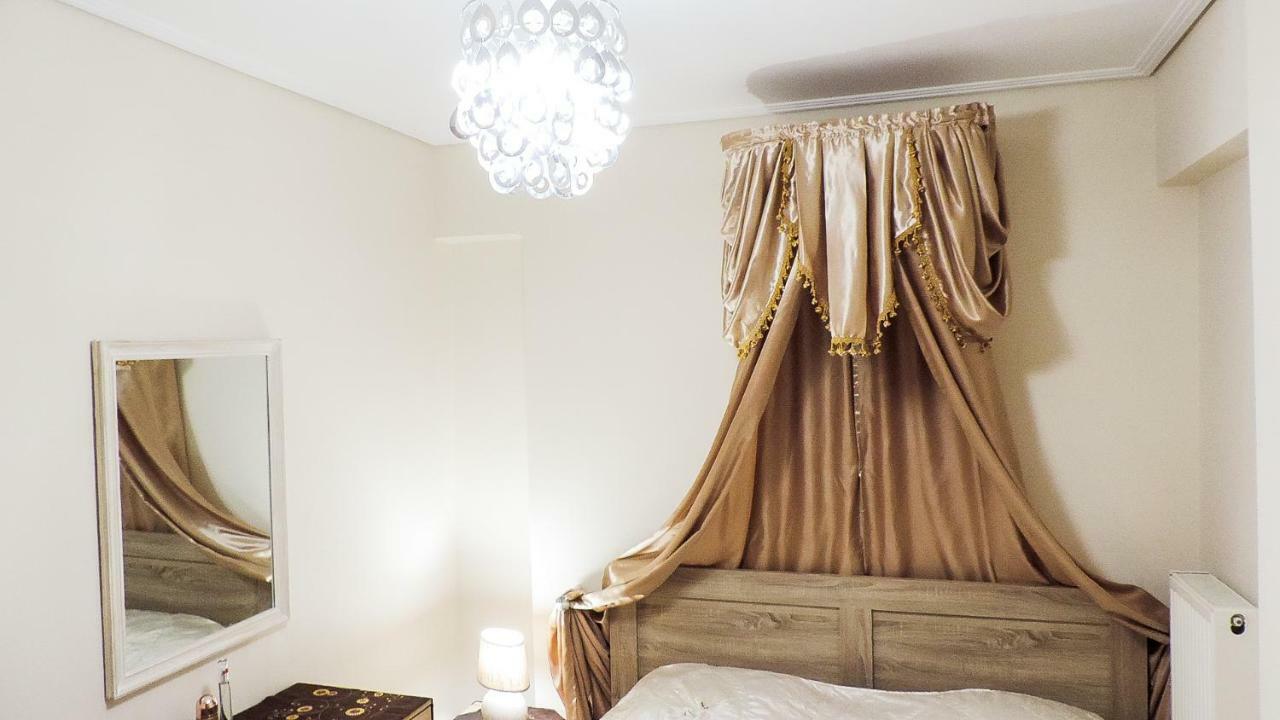 Penthouse Deluxe Apartment At Пирей Экстерьер фото